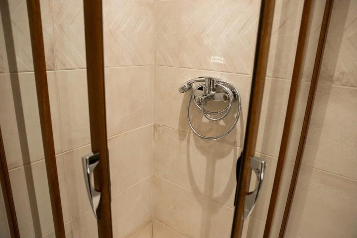 Apartamento Cozy Modern Studio In Tesalónica Exterior foto